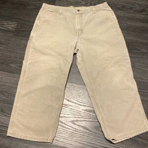🍍CARHARTT SIZE 38 24” inseam these pants have been hemmed 🍍Q-1